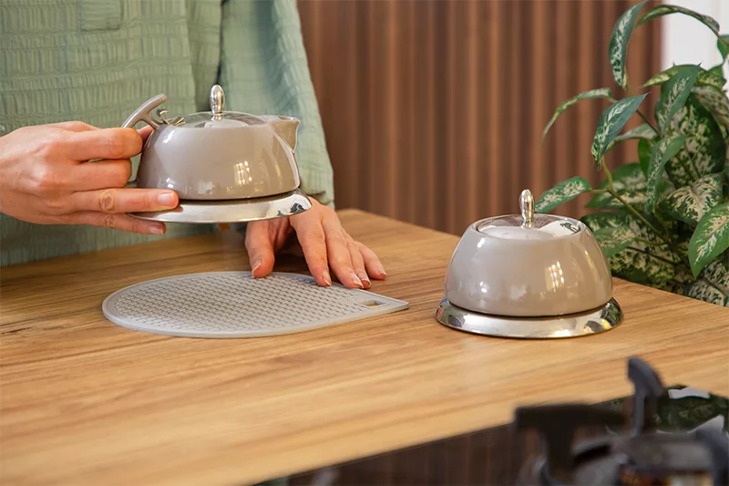 زیر دیگی سیلیکونی طرح قطره - تصویر 3